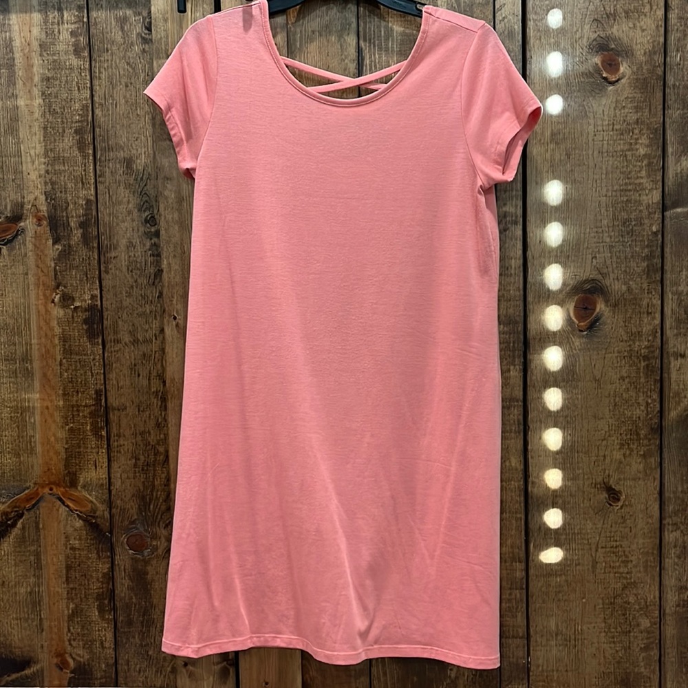 Light pink short sleeve dress
